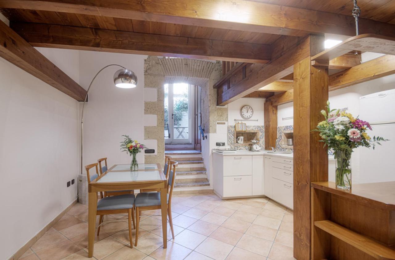 קליארי Right House - Small Garden In Old Town - Historical Castle District מראה חיצוני תמונה