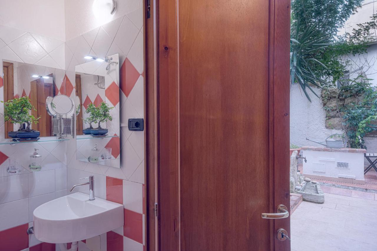 קליארי Right House - Small Garden In Old Town - Historical Castle District מראה חיצוני תמונה