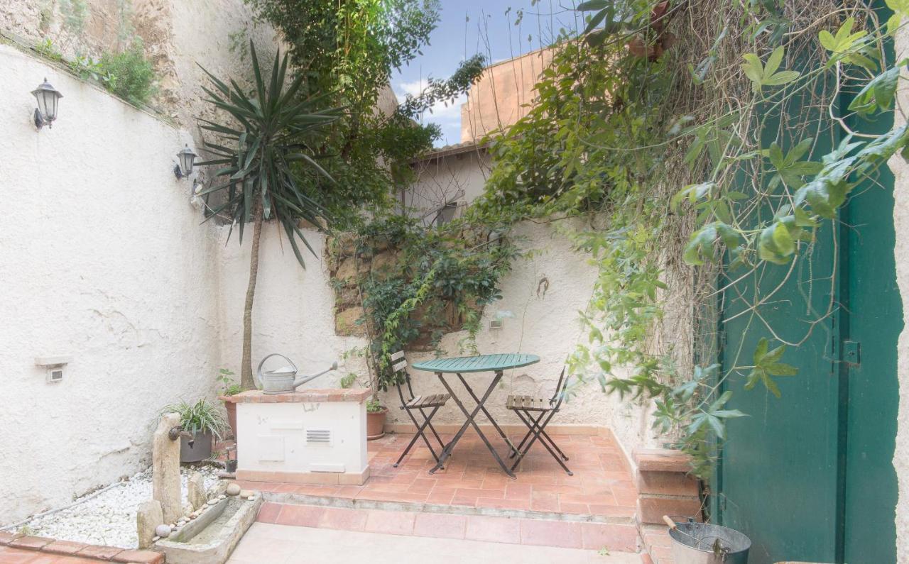 קליארי Right House - Small Garden In Old Town - Historical Castle District מראה חיצוני תמונה